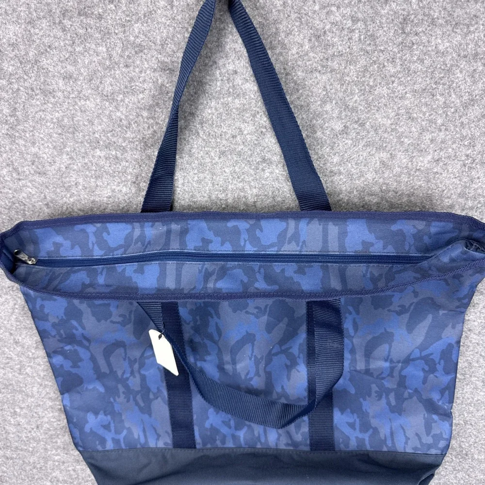 johnnie-O Blue Camo Canvas Zippered Tote Bag Navy Travel Beach Bag NWT